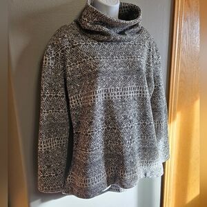 Cozy Columbia Funnel Neck Aztec Patterned Fleece Sweater